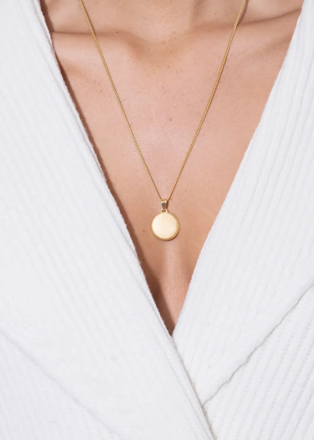 Hiro Pendant Necklace Necklaces