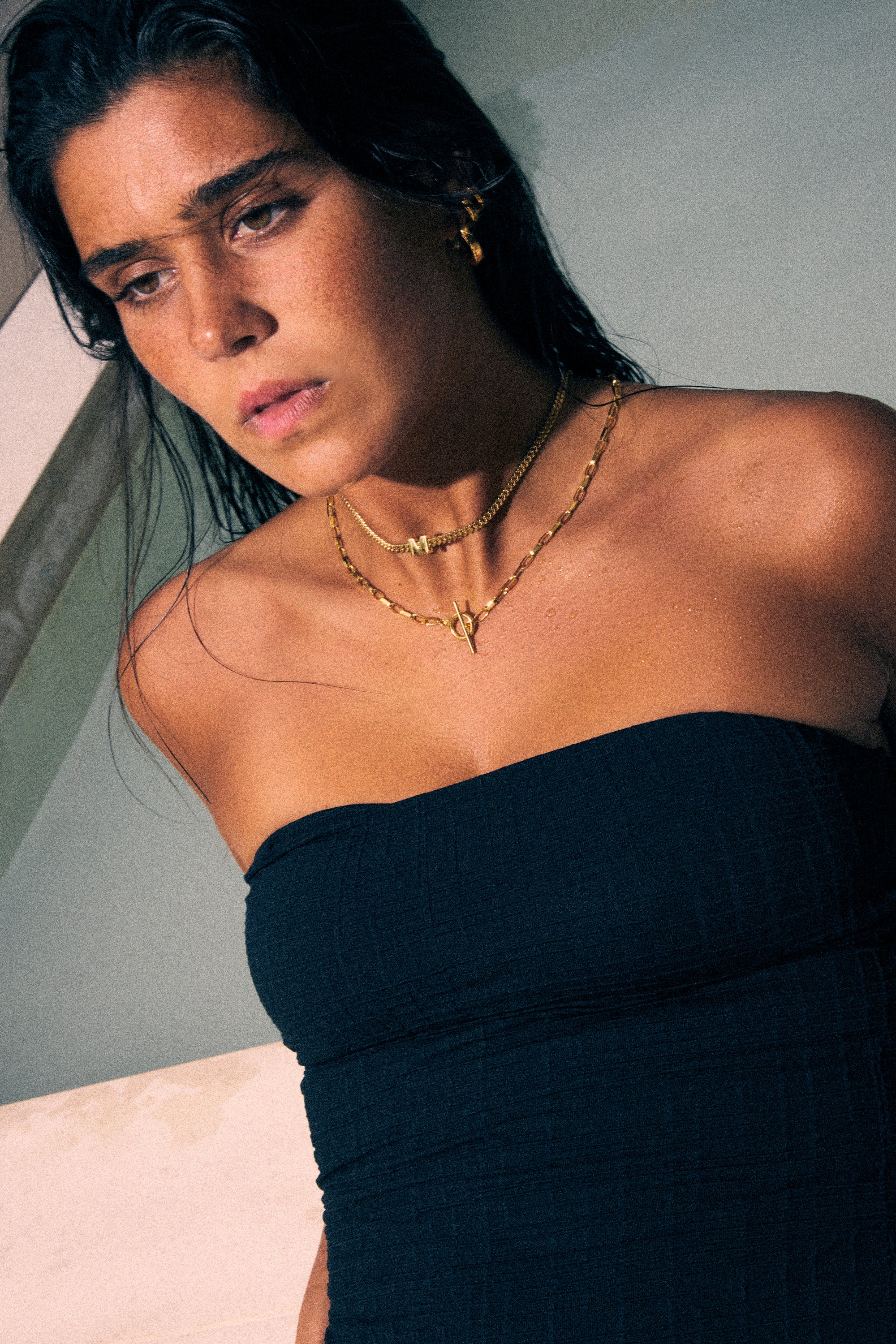 alphabet necklace with pendant M necklaces