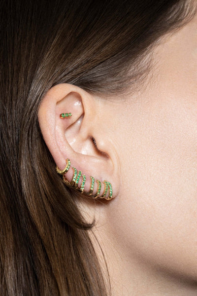 Cate 5 mm hoop 18k emerald Earrings