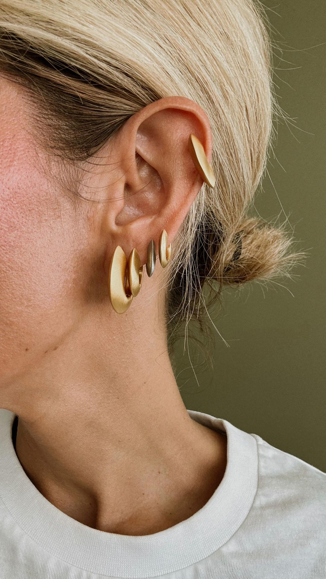 set sara earrings gold and silver
