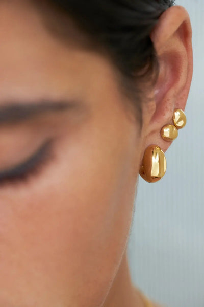 Sora Oval Earrings Earrings